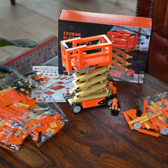 JLG Scissor Lift Building Bricks
